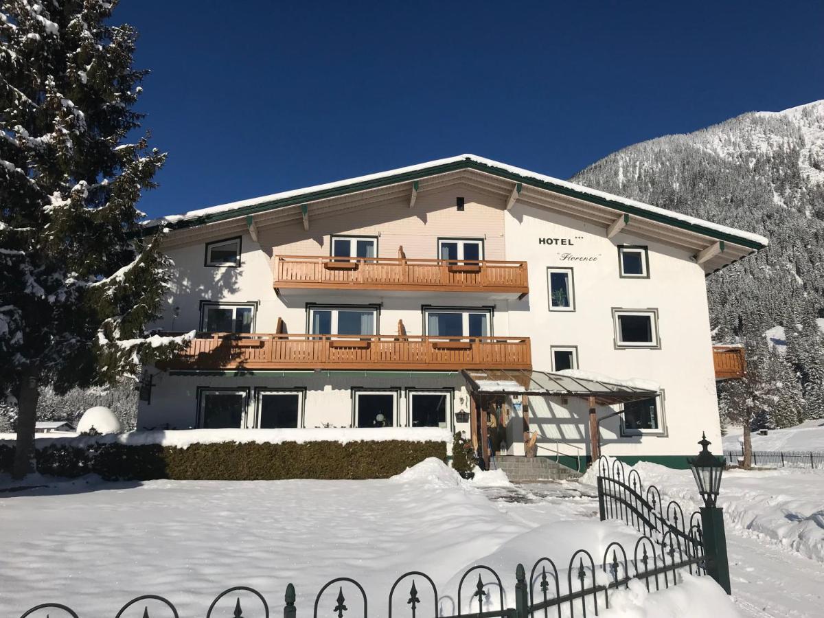Naturparkhotel Florence Weissenbach am Lech Exterior photo