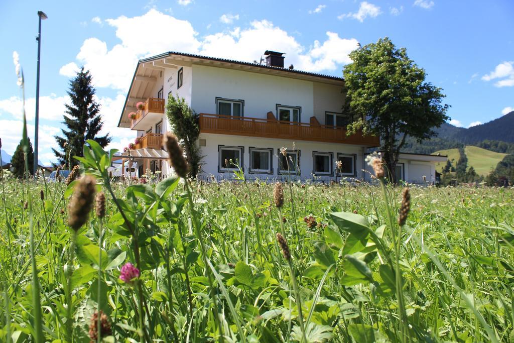Naturparkhotel Florence Weissenbach am Lech Exterior photo